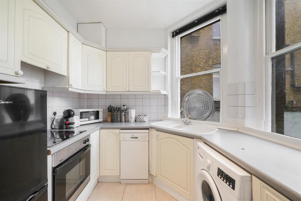 KITCHEN 2