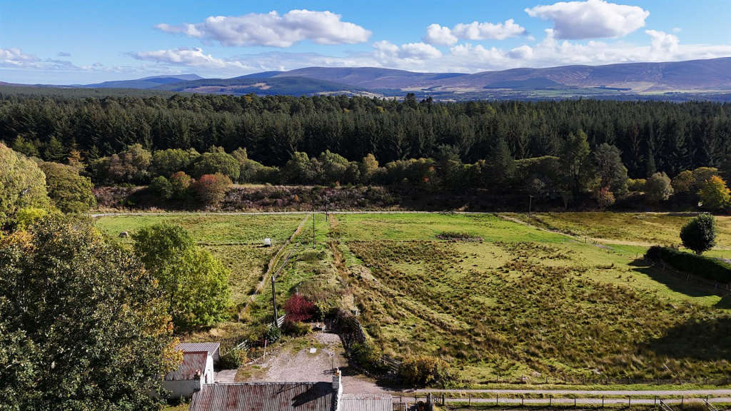 View to Cromdales.png