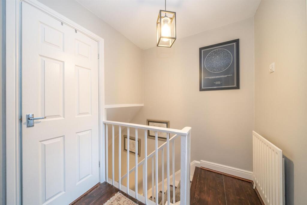Hallway.jpg