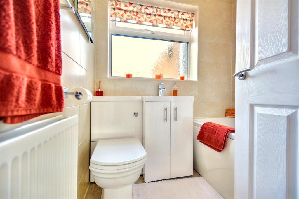 Bathroom.jpeg