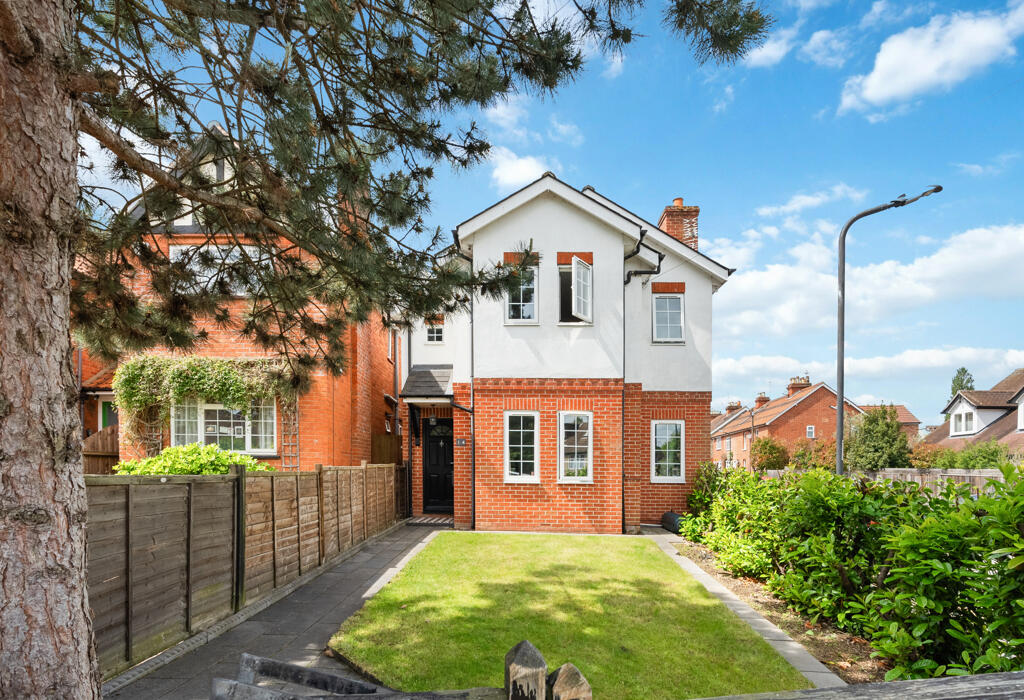 Front/front garden 