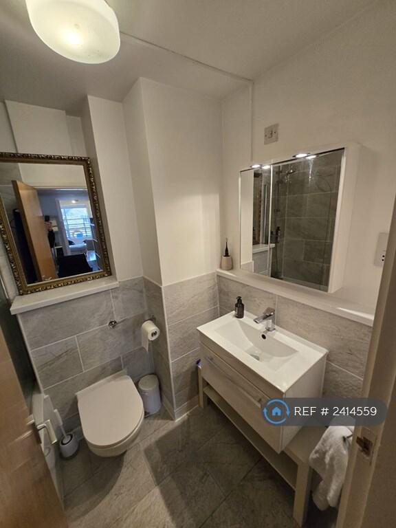 2nd Bathroom
