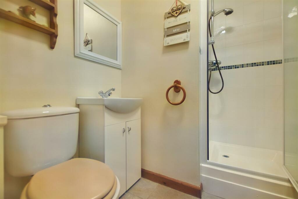 Ensuite Shower Room