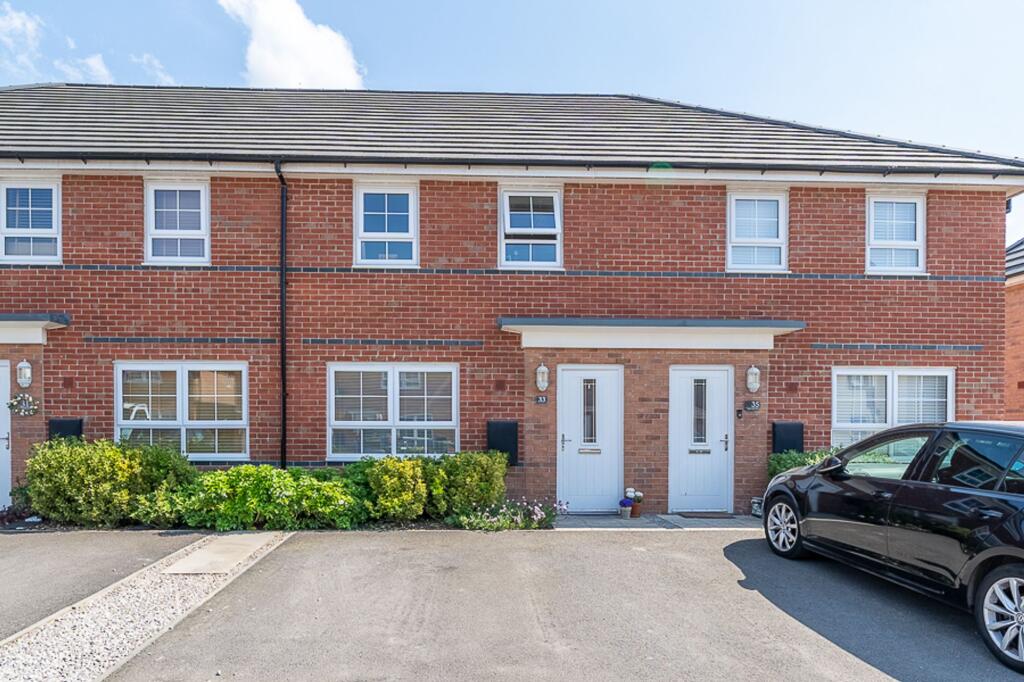 Thorn Tree Drive, Thornton, L23