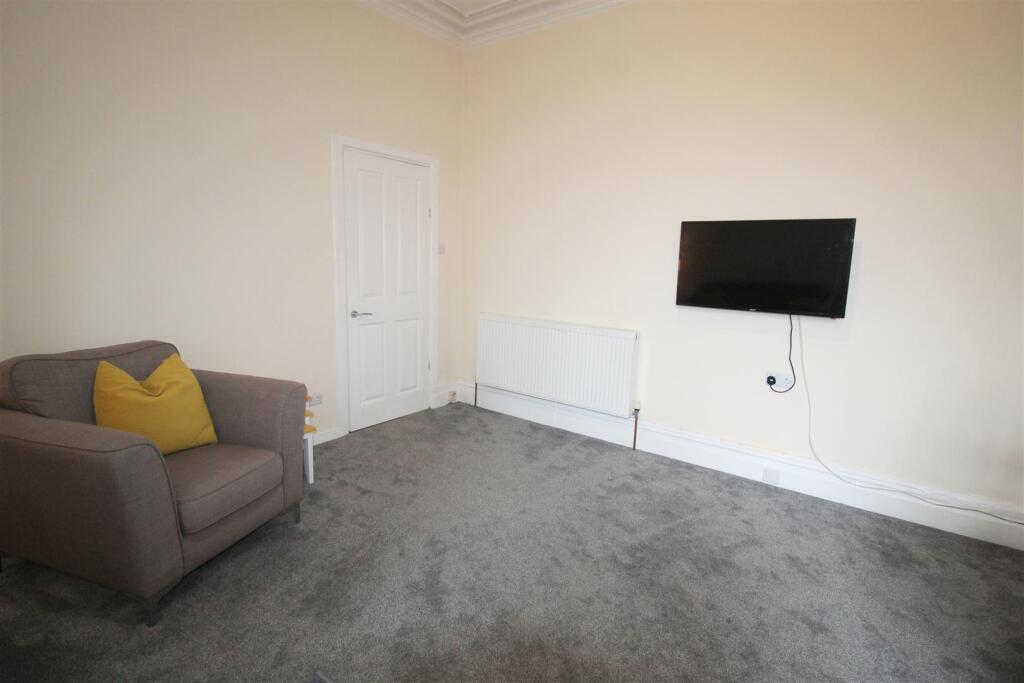 Open Plan Lounge/Kitchen