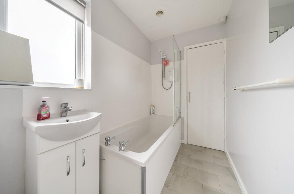 1374332-13-690336...