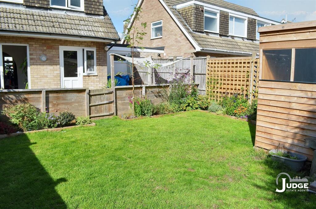 6 GARDEN 4.jpg