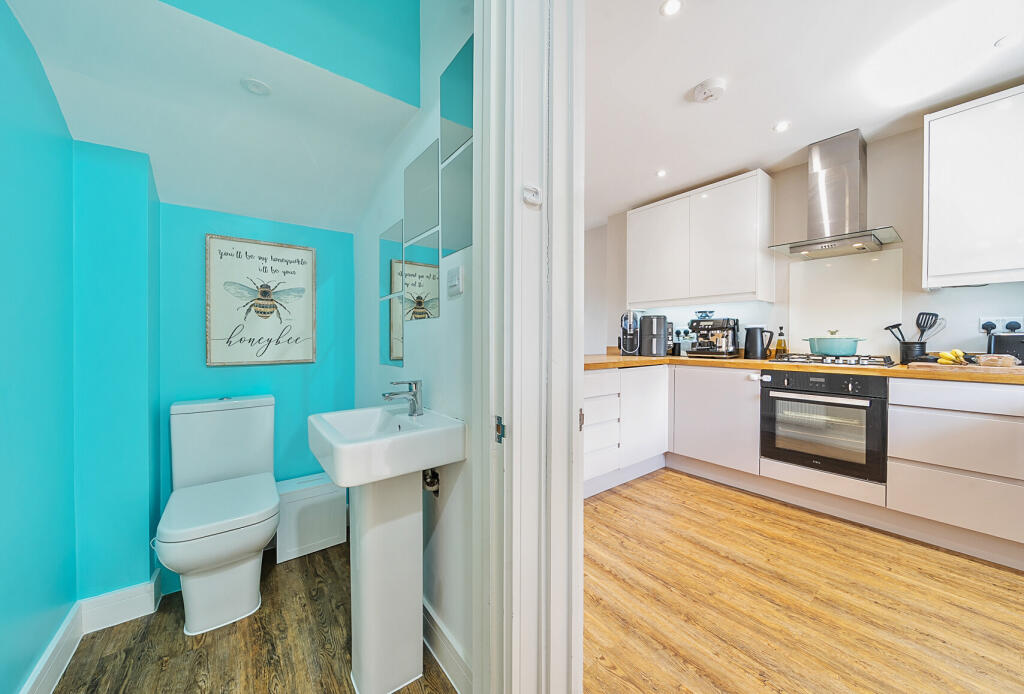 1329067-6-687e21a...