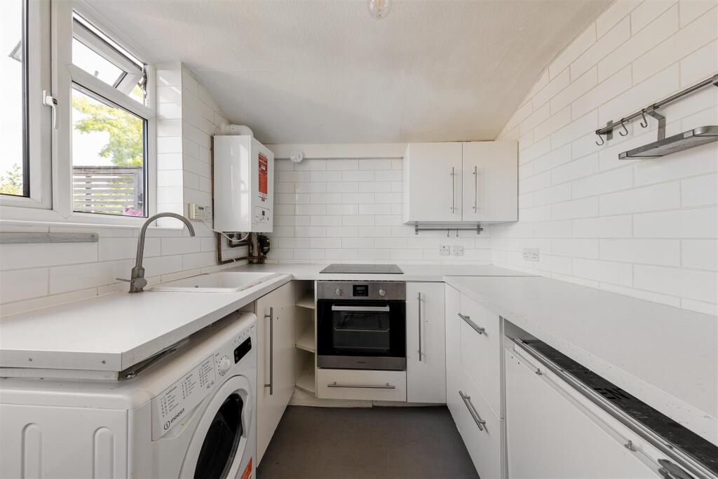 Murchison Road, E10