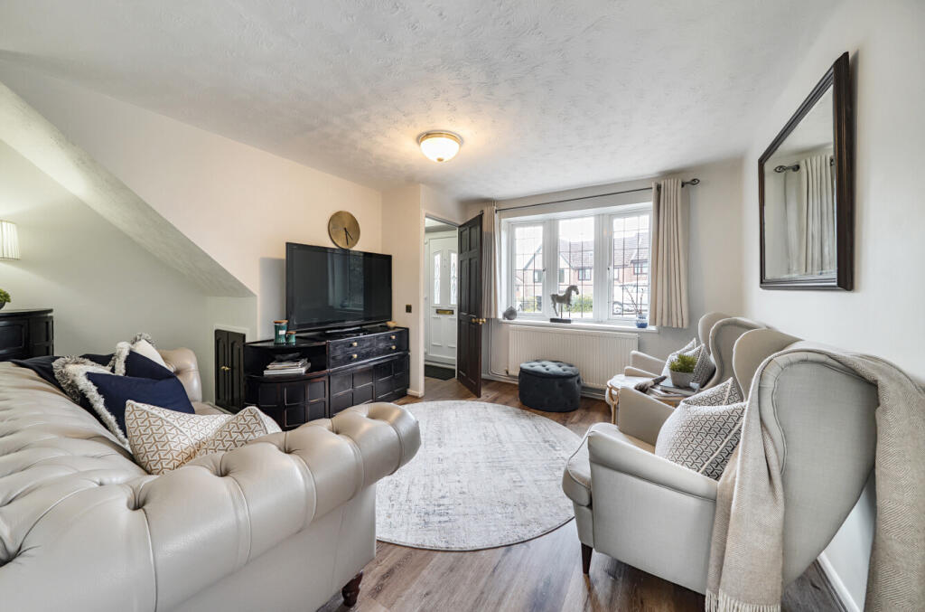 1301530-11-683733...