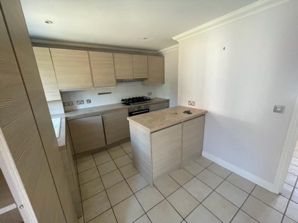Kitchen 4