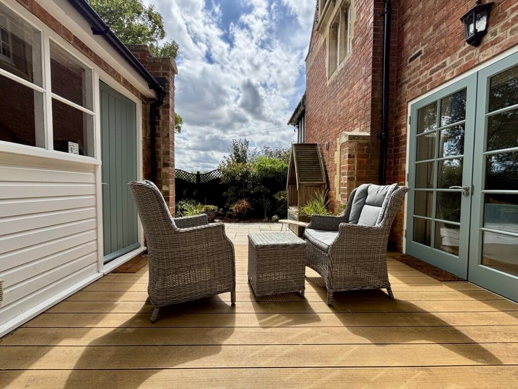Garden Terrace