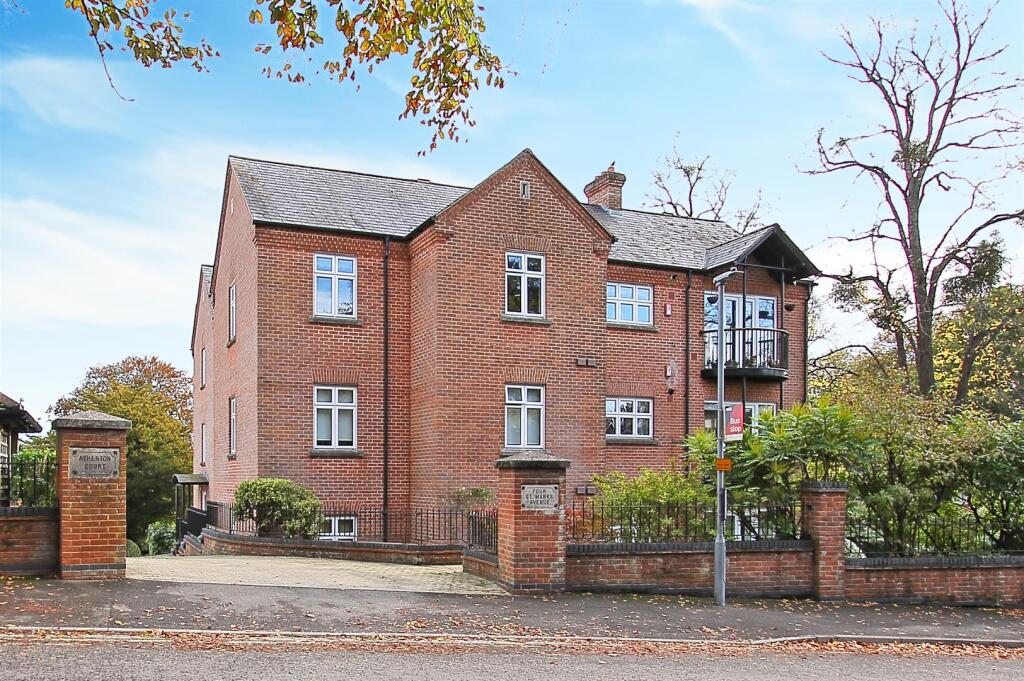 2 Atherton Court (15).JPG