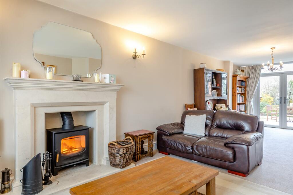 8543593-interior26.jpg