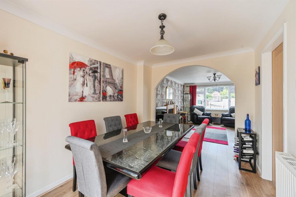 Dining Room: