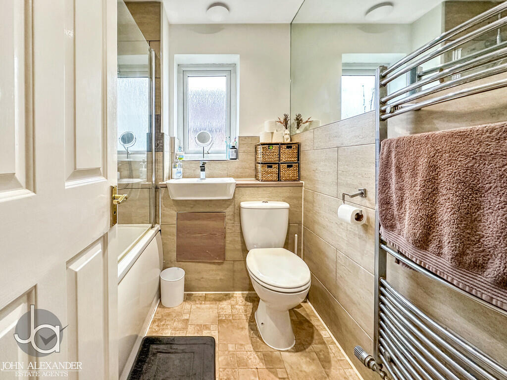 20250104_10103566...