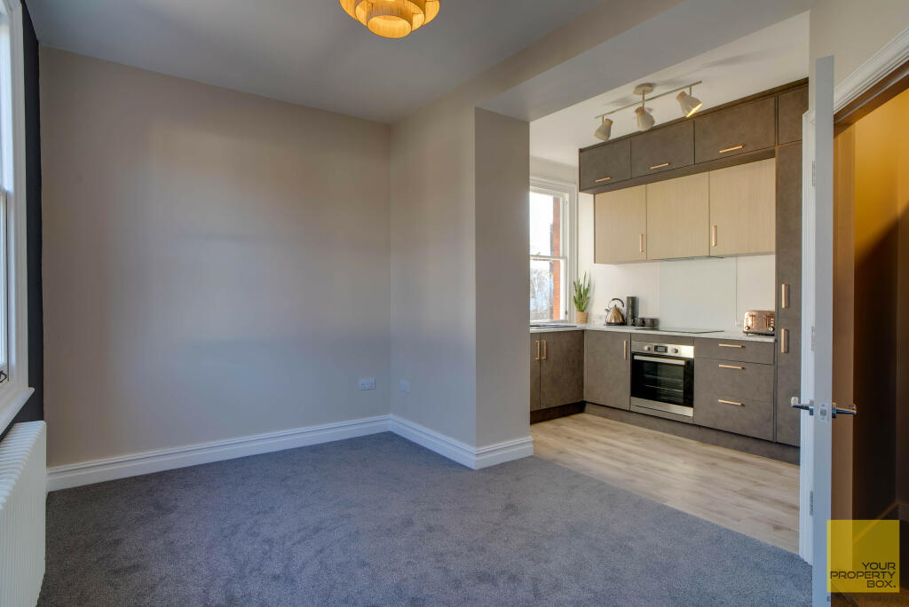 58 London Road-7