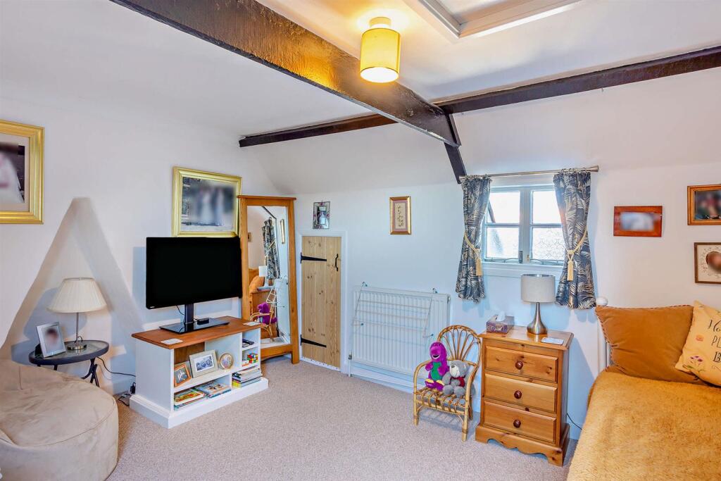 8640172-interior01-8