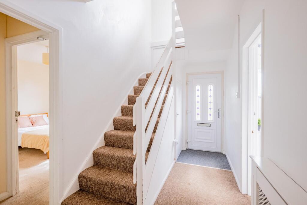 44 Haycome Drive BA2 1PG-23.jpg