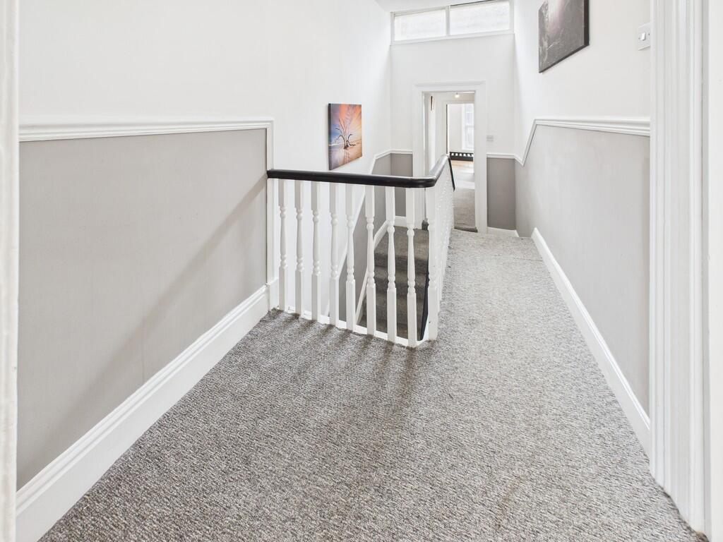 CAM03974G0-PR0202...