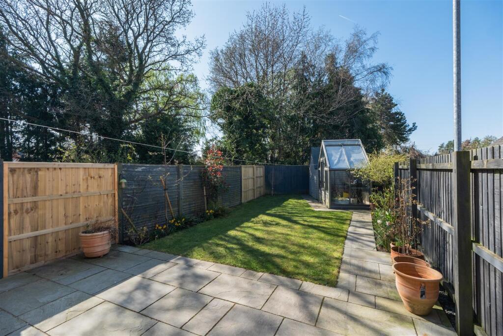 15 Wavell Way-029.jpg