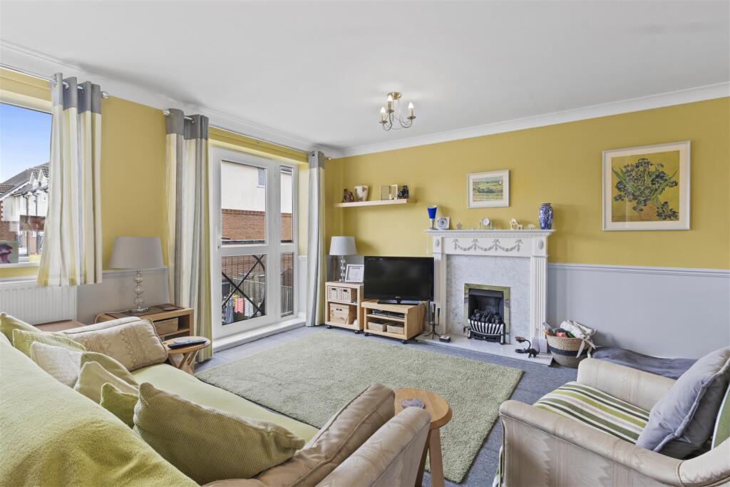 Living/Dining Room