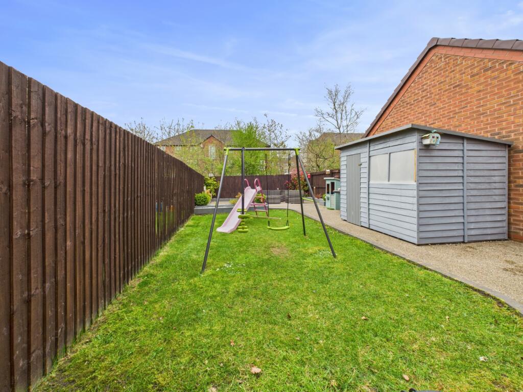 CAM03729G0-PR0022-STILL012