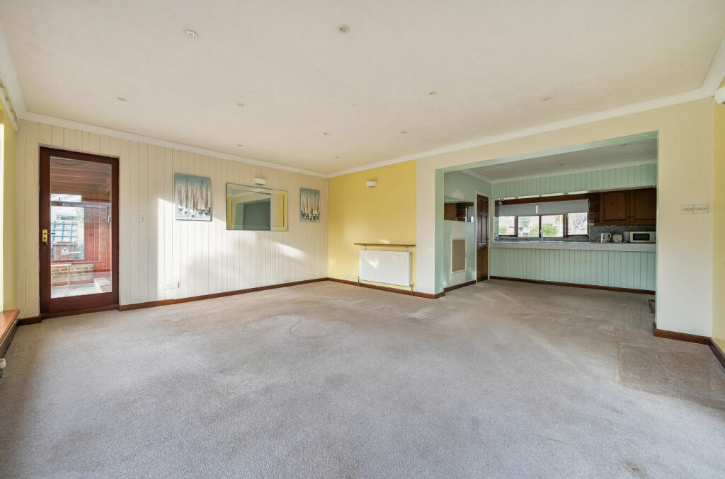 1373466-3-690c80e...