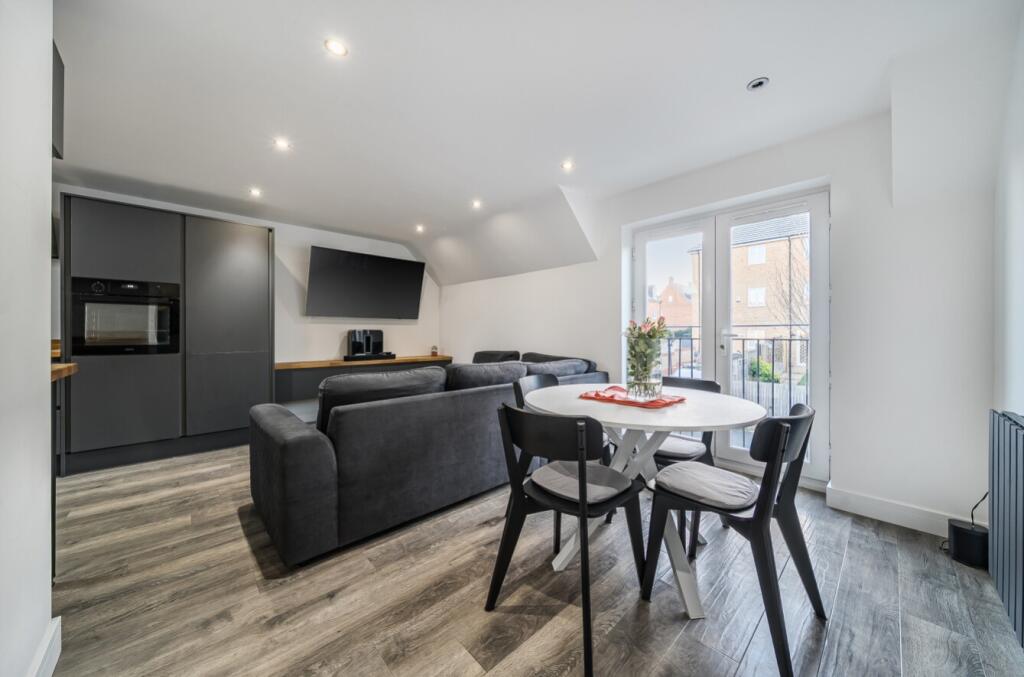 1382723-7-6920339fbb286