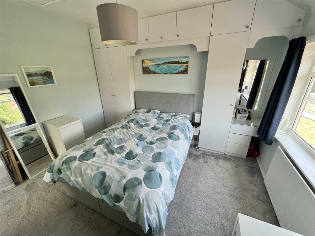 Bedroom 2 Aspect 2.jpg