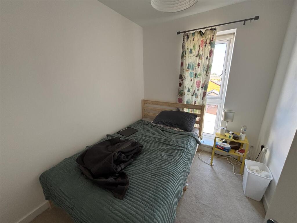 Bedroom.jpg