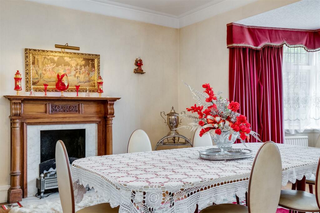 Reception 2/Dining Room