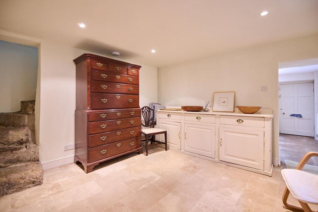 BA15 2HG LOWER GROUND ROOM 1 LO RES_ 1.jpg