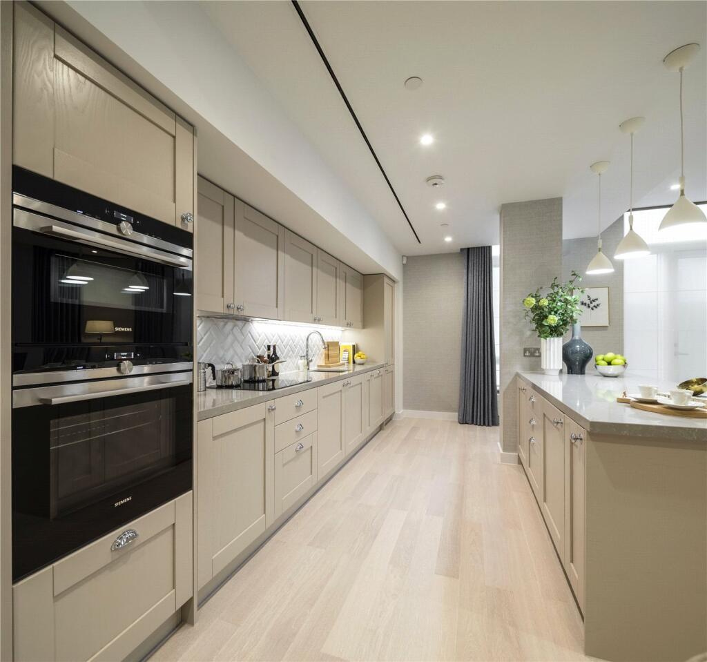 Show Flat Kitchen