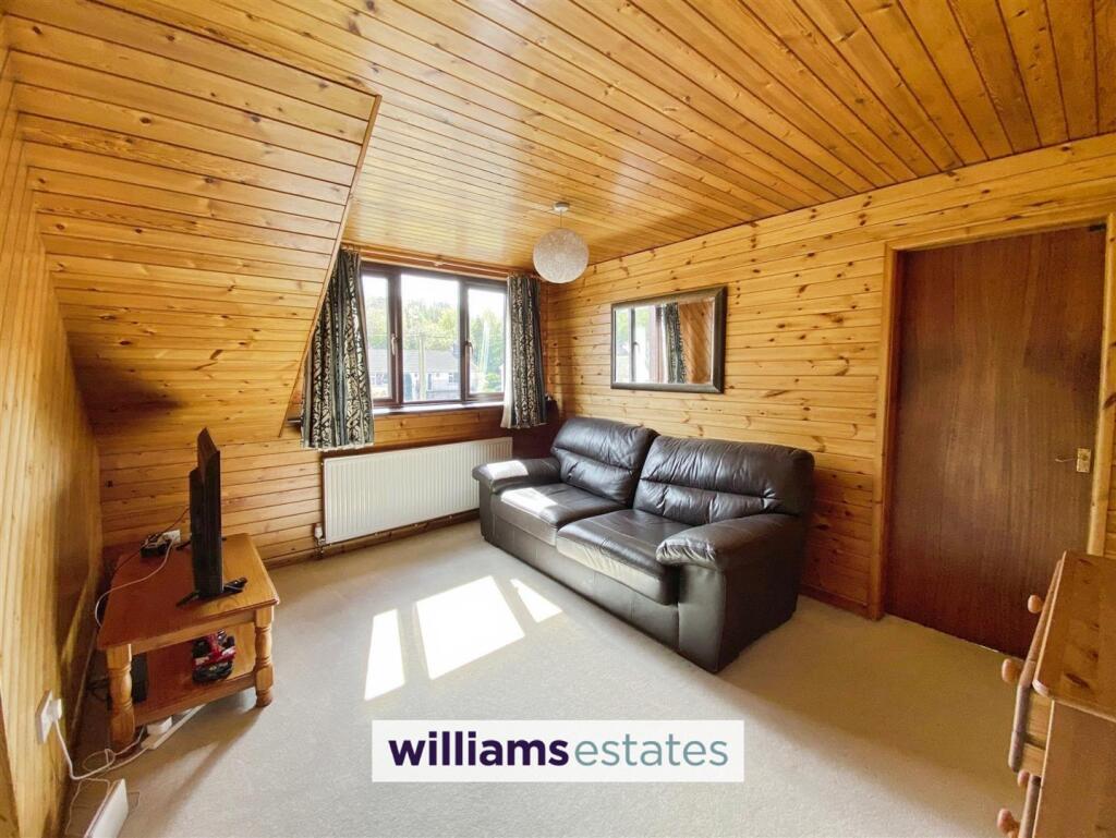 Bedroom Five/Snug