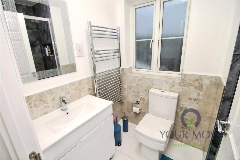 En-Suite Shower
