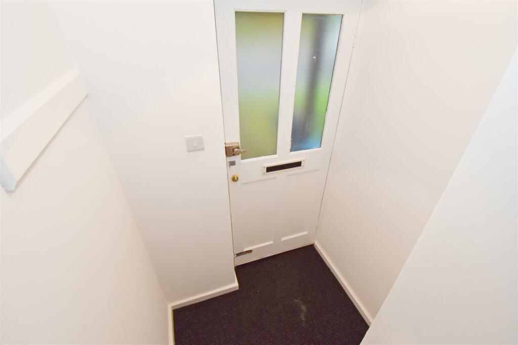 Hallway .jpg