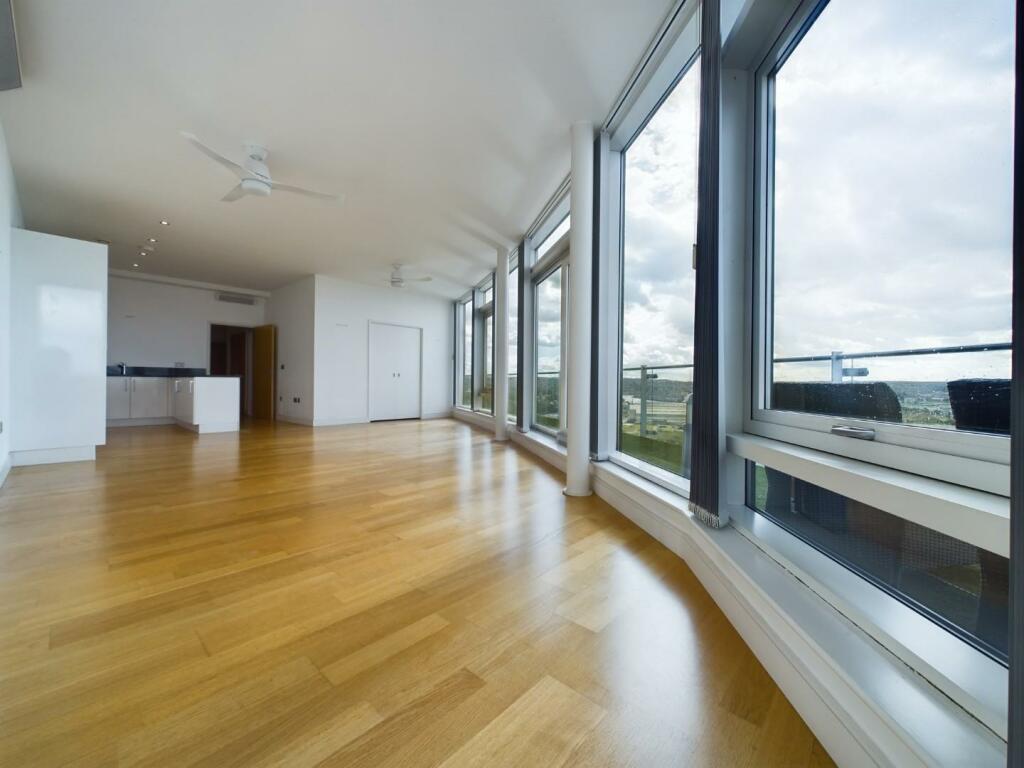 Living Room.jpg