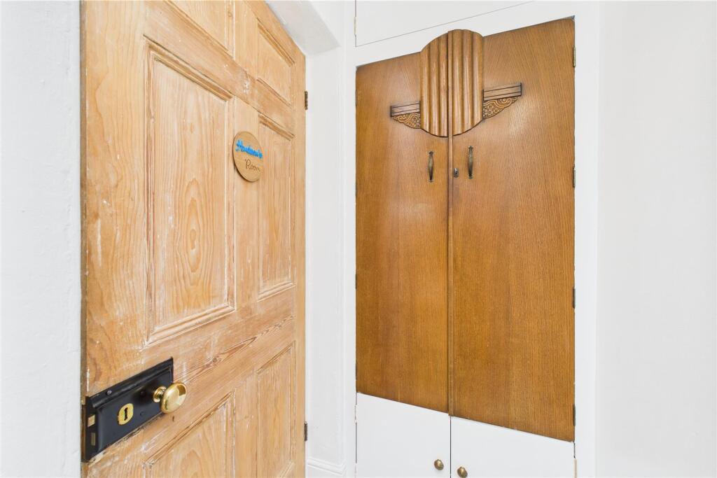 Rock Cottage, 116 Farleigh Road, Backwell, North S