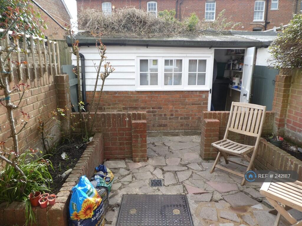 Patio With Outbuilding