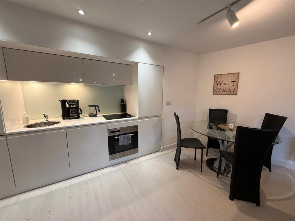 Living Room/Kitchen