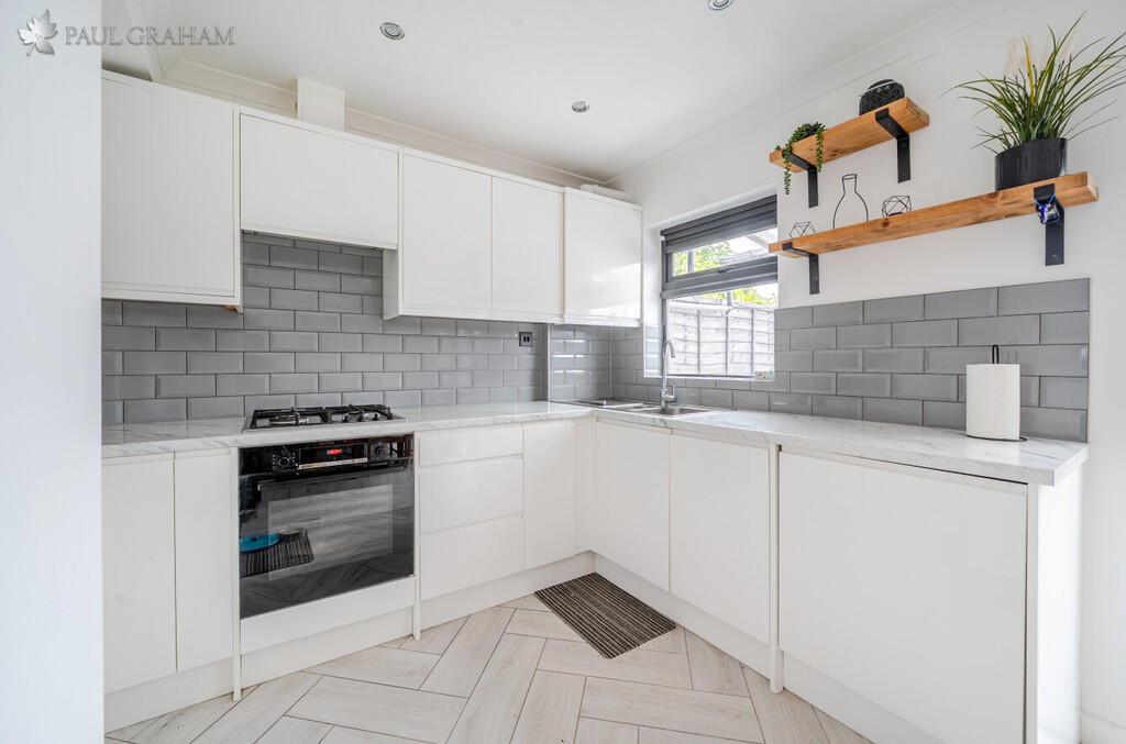 77f91ed1-849a-4f6...