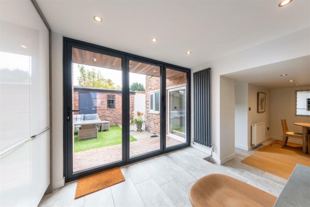 77 Hockenhull Lane-005.jpg