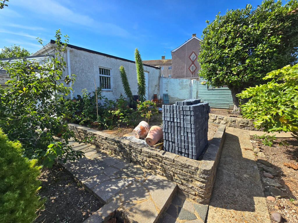 Garden (11)