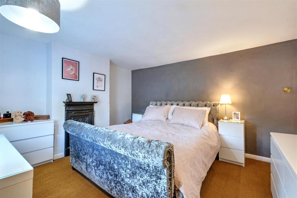 Bedroom One_2.jpeg