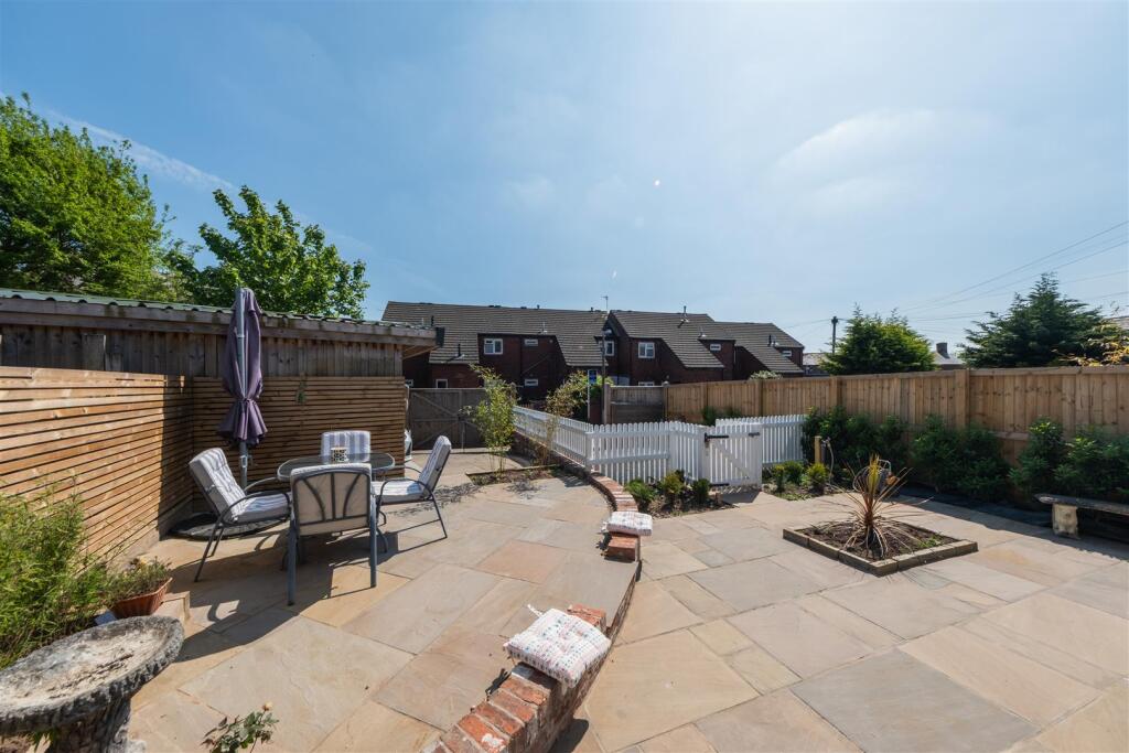 14 Burgess Place-037.jpg