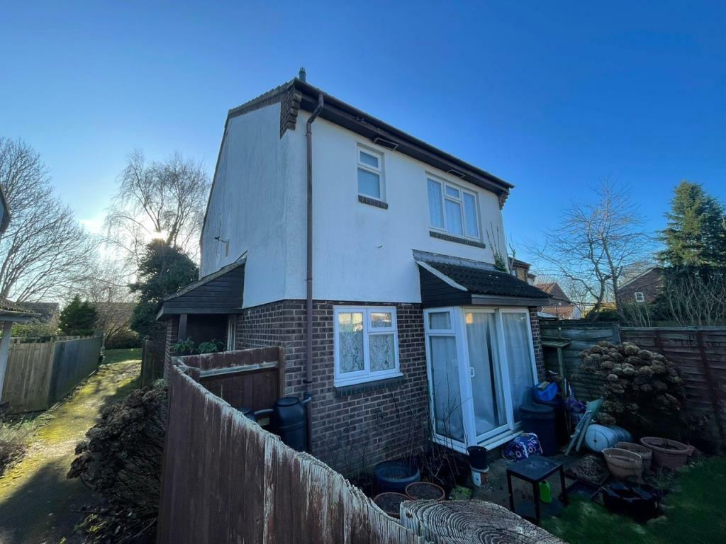 Side and Rear Aspect