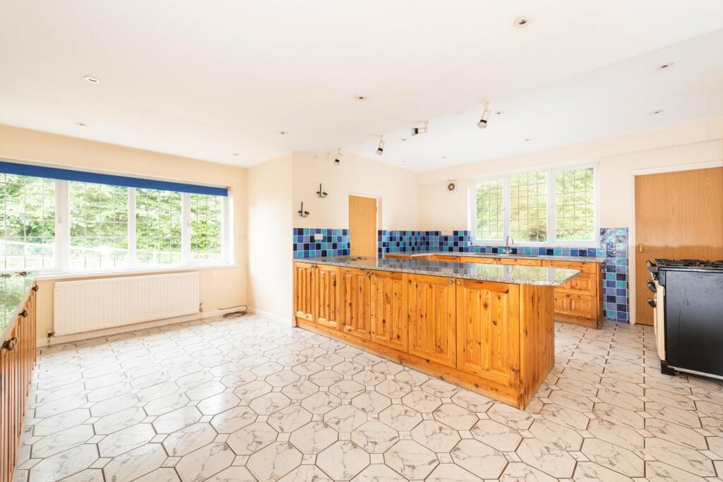 Kitchen/Breakfast