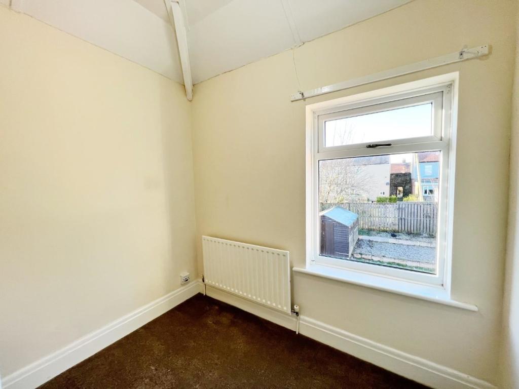 Bedroom 3.jpg