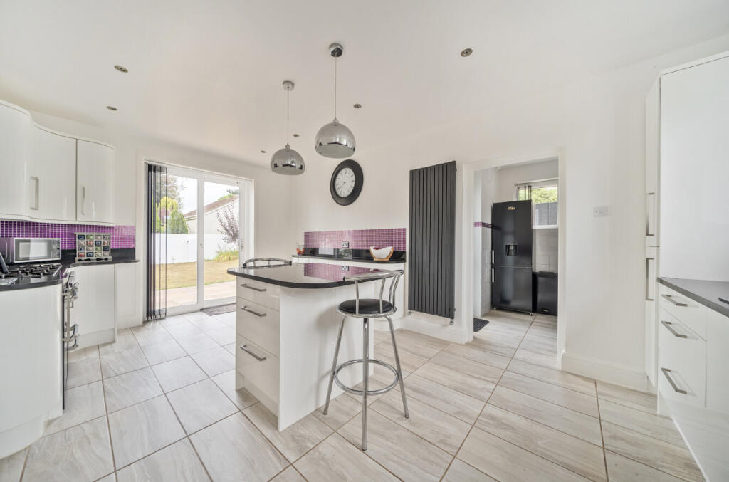 1342299-10-68a592...